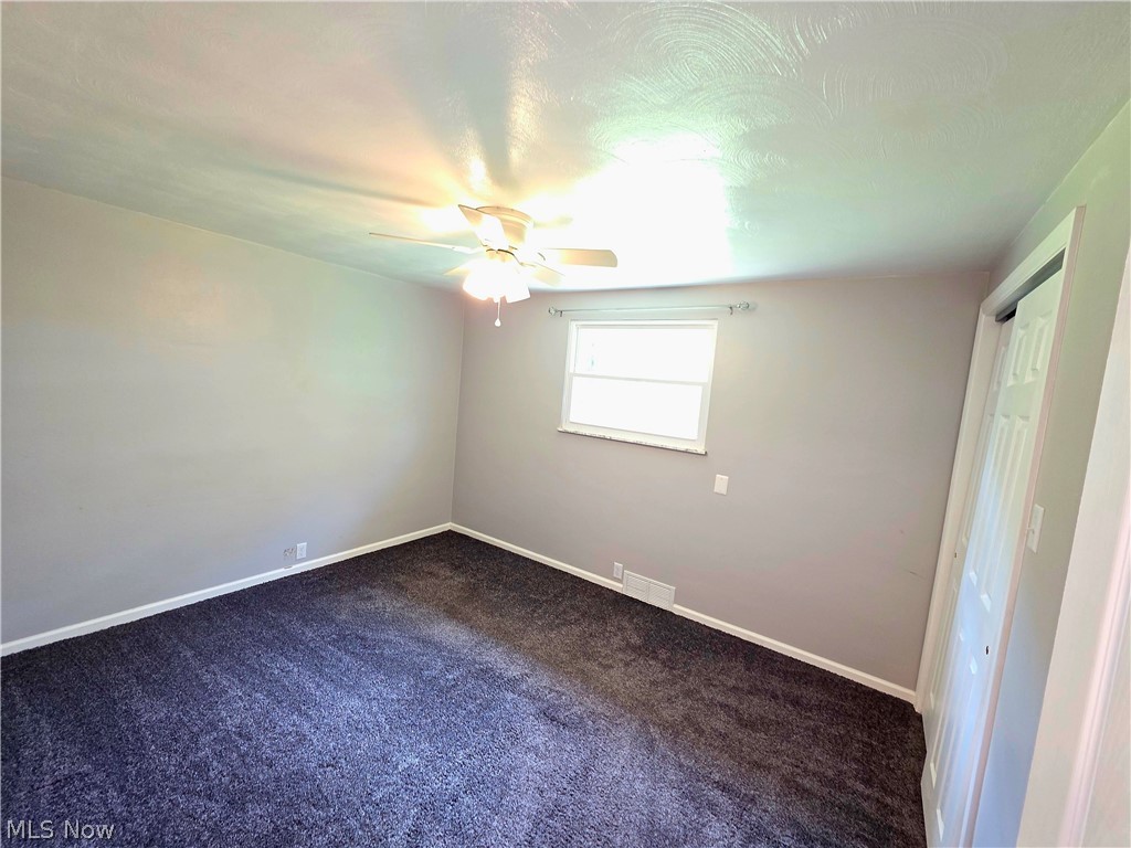 329 Thomas Street Wintersville OH 43953