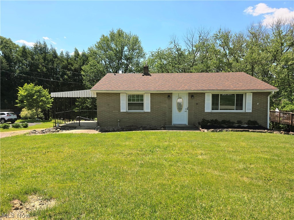 329 Thomas Street Wintersville OH 43953