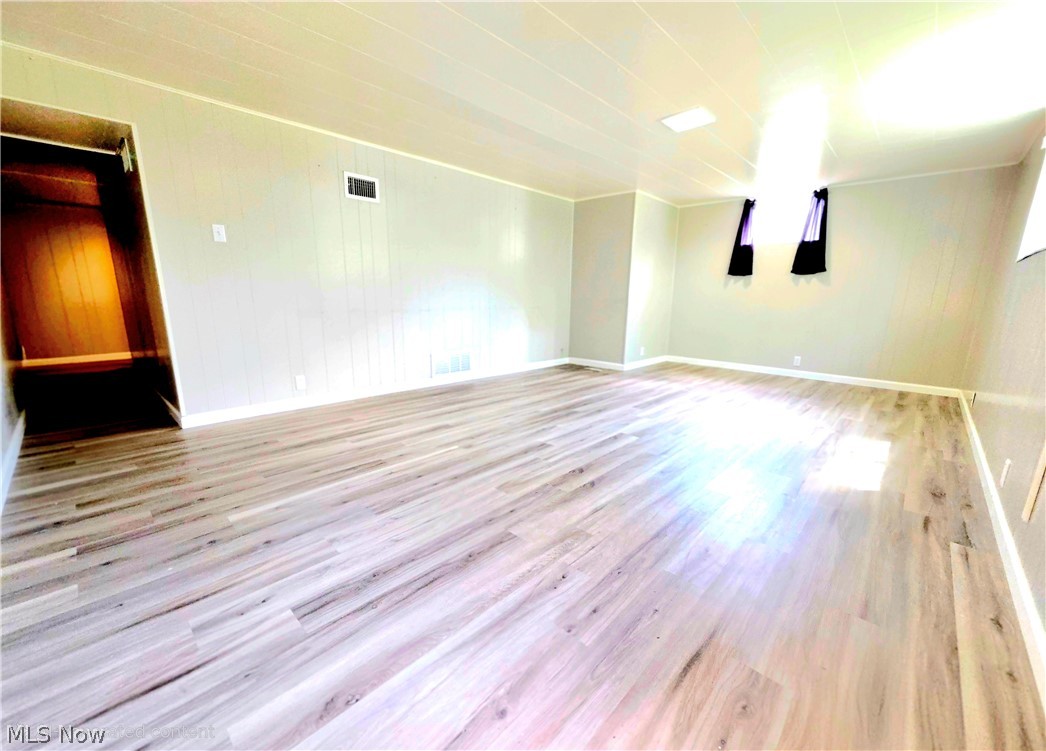 329 Thomas Street Wintersville OH 43953