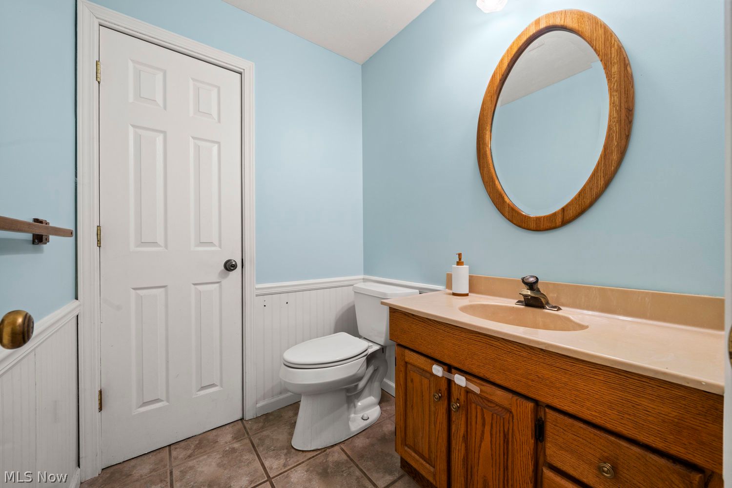 34008 Detroit Road Avon OH 44011
