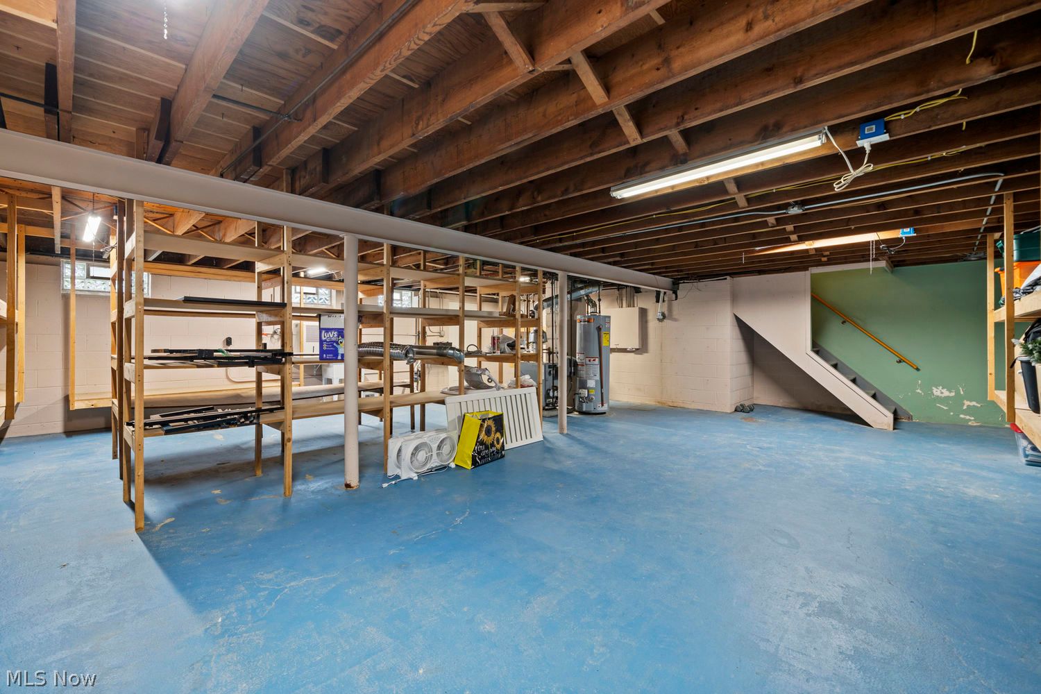 34008 Detroit Road Avon OH 44011