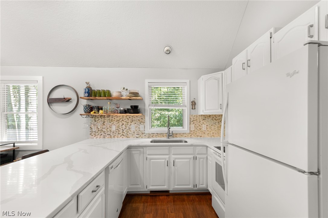 18 Blackfoot Trail Malvern OH 44644