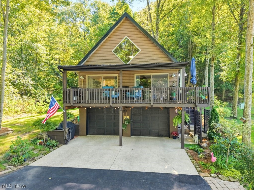 18 Blackfoot Trail Malvern OH 44644