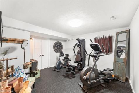 18 Blackfoot Trail Malvern OH 44644
