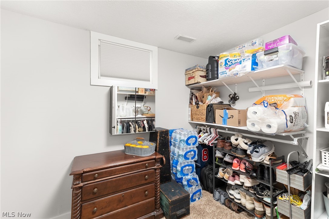 18 Blackfoot Trail Malvern OH 44644
