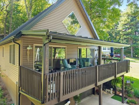 18 Blackfoot Trail Malvern OH 44644