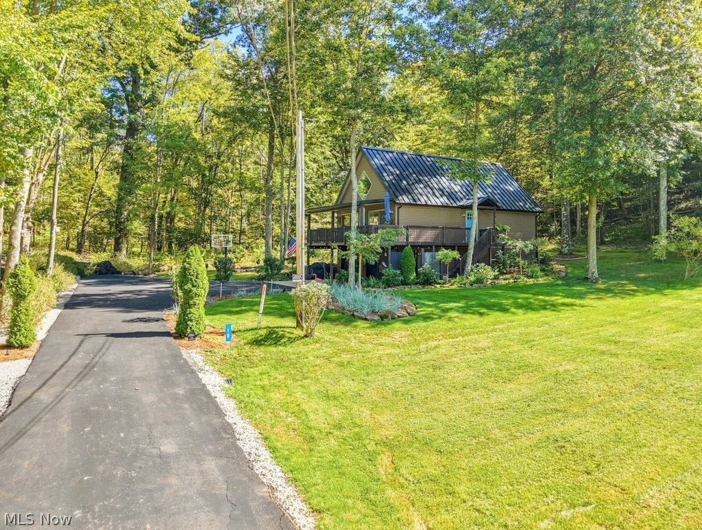 18 Blackfoot Trail Malvern OH 44644
