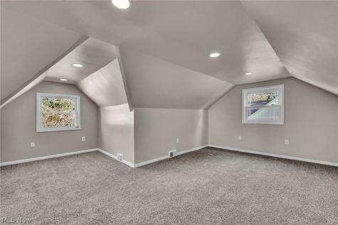 24940 Devoe Avenue Euclid OH 44123