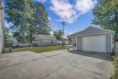 24940 Devoe Avenue Euclid OH 44123