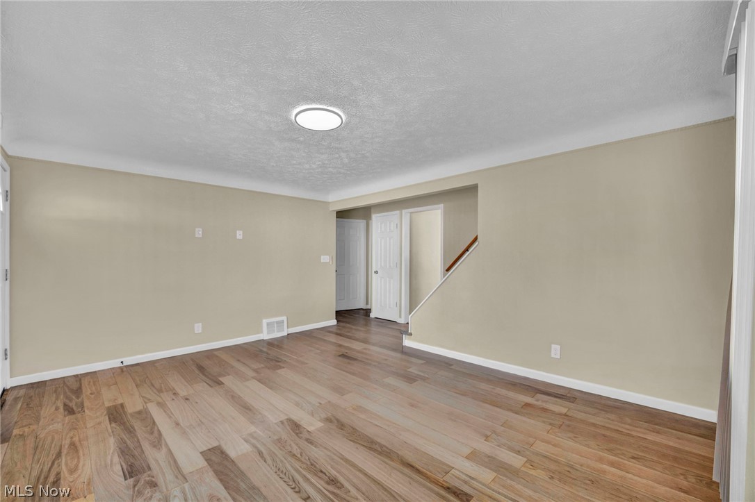 24940 Devoe Avenue Euclid OH 44123