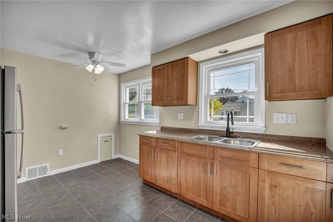24940 Devoe Avenue Euclid OH 44123