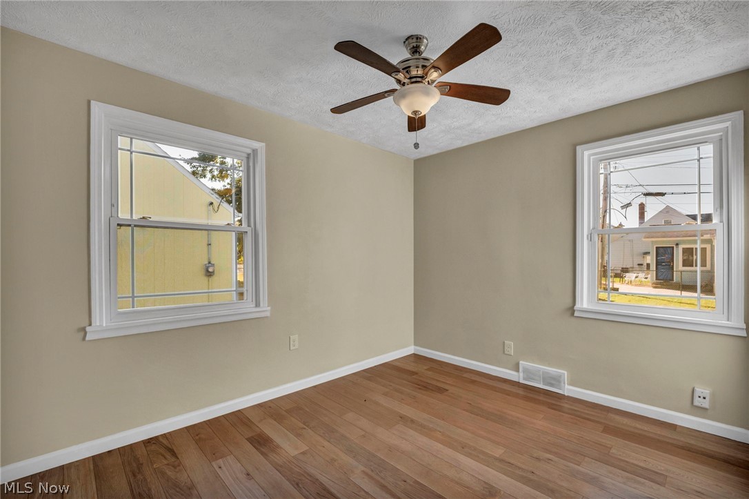 24940 Devoe Avenue Euclid OH 44123