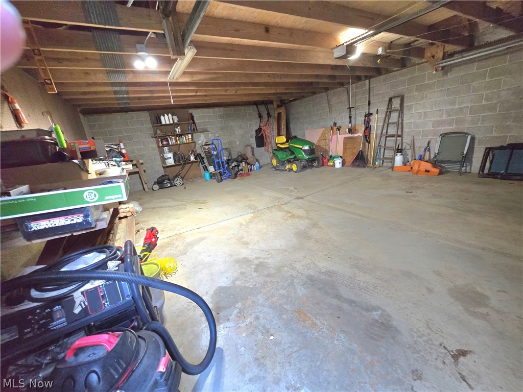 8465 Blackrun Road Nashport OH 43830