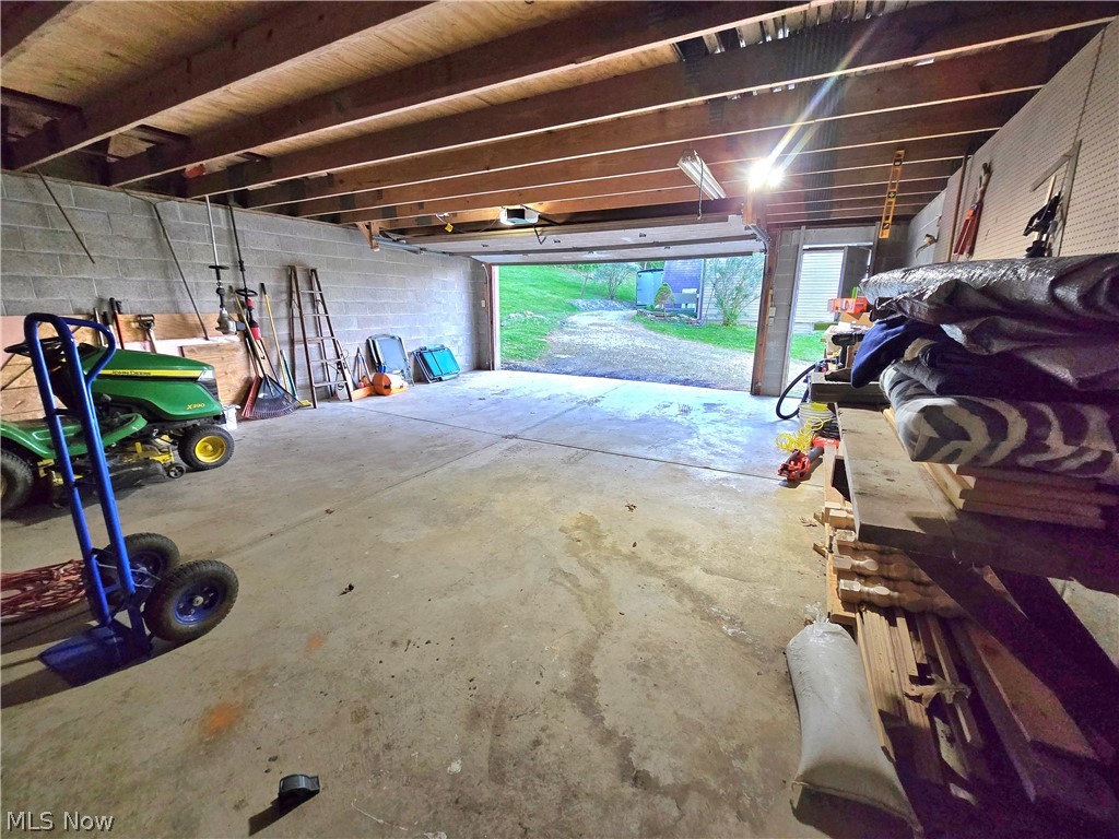 8465 Blackrun Road Nashport OH 43830