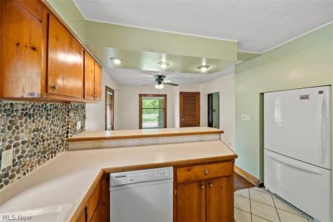 6632 Pleasant Avenue N Kent OH 44240