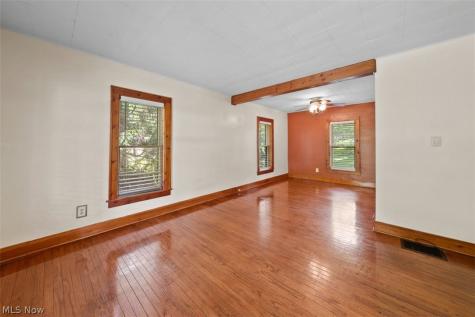 6632 Pleasant Avenue N Kent OH 44240