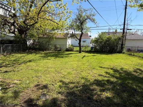 21270 Priday Avenue Euclid OH 44123