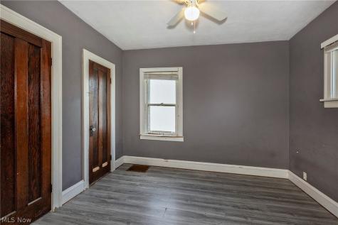 3748 W 137th Street Cleveland OH 44111