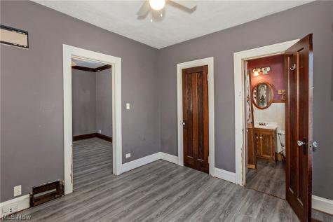 3748 W 137th Street Cleveland OH 44111