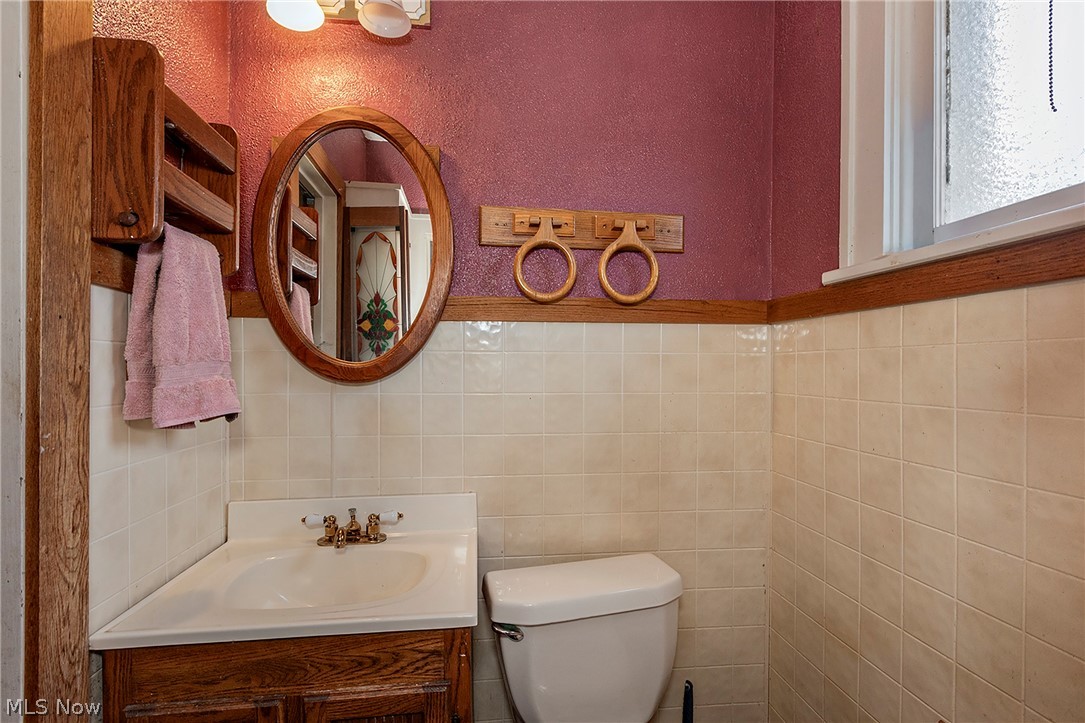 3748 W 137th Street Cleveland OH 44111
