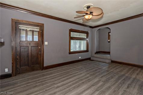 3748 W 137th Street Cleveland OH 44111