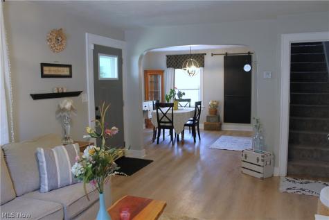 109 N Broadway Street Lodi OH 44254