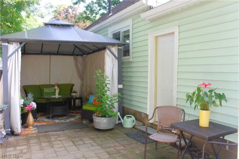 109 N Broadway Street Lodi OH 44254