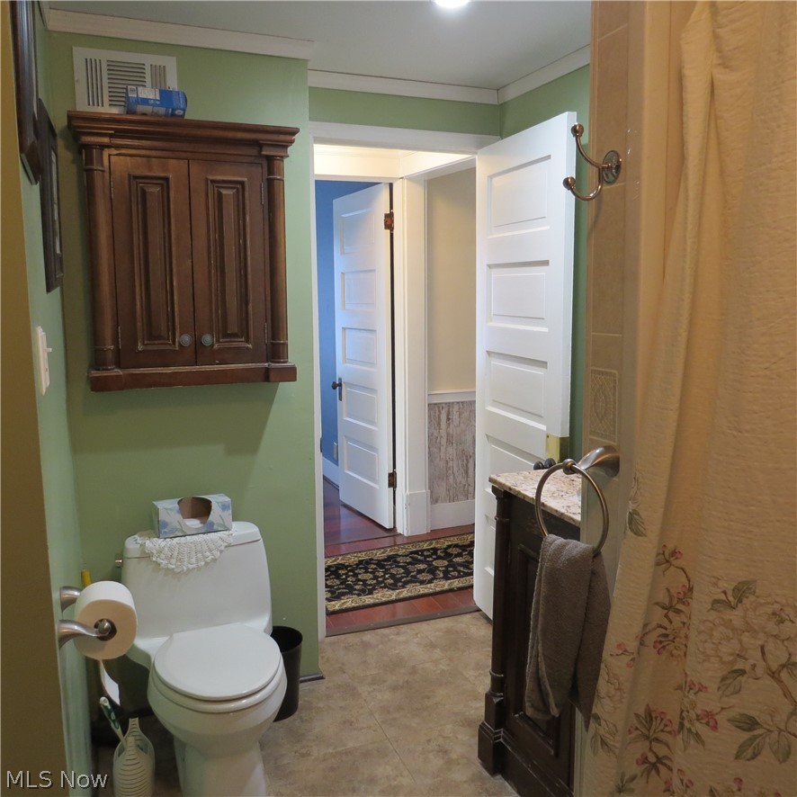 205 E. Main Street South Amherst OH 44001
