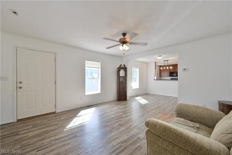 29 Carl Lane Olmsted Twp OH 44138