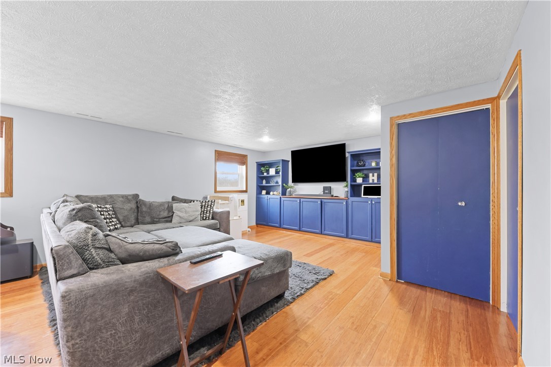 7010 Stonecreek Avenue NE Canton OH 44721