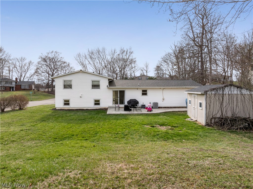 7010 Stonecreek Avenue NE Canton OH 44721