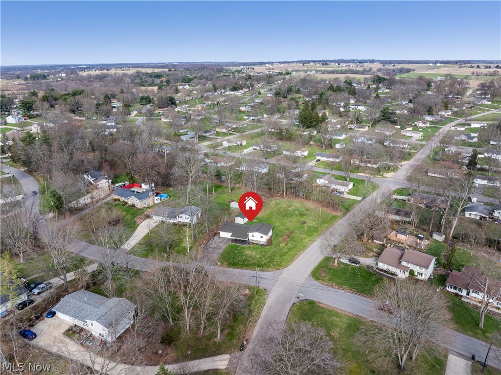 7010 Stonecreek Avenue NE Canton OH 44721