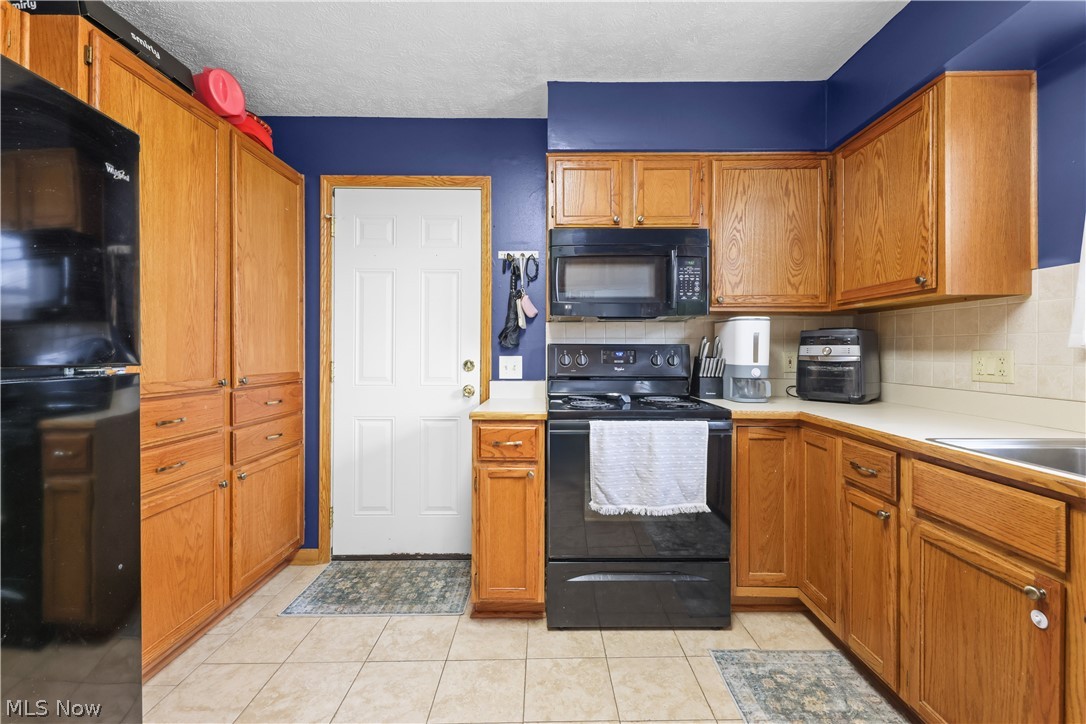 7010 Stonecreek Avenue NE Canton OH 44721