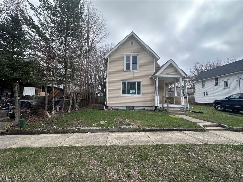 284 Clay Conneaut OH 44030