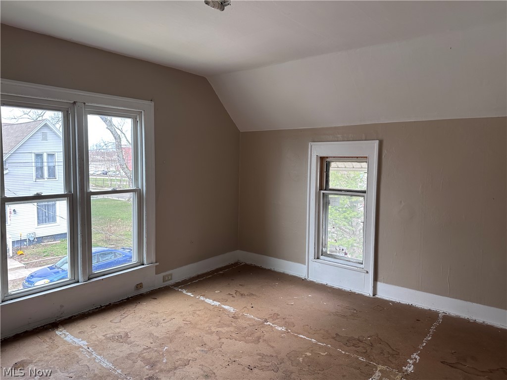 284 Clay Conneaut OH 44030