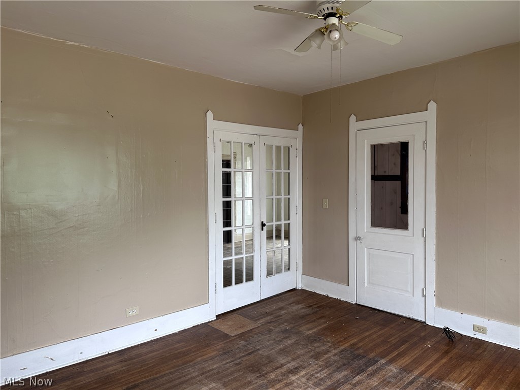 284 Clay Conneaut OH 44030