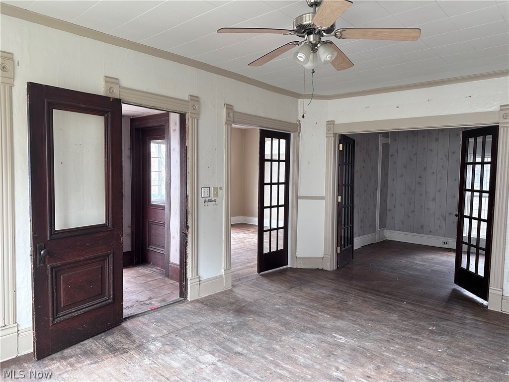 284 Clay Conneaut OH 44030