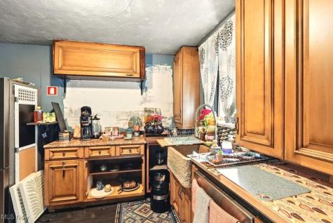 417 - 419 Sackett Avenue Cuyahoga Falls OH 44221