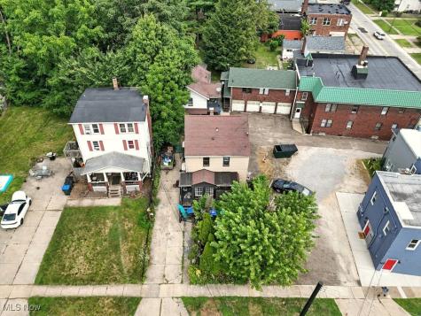 417 - 419 Sackett Avenue Cuyahoga Falls OH 44221