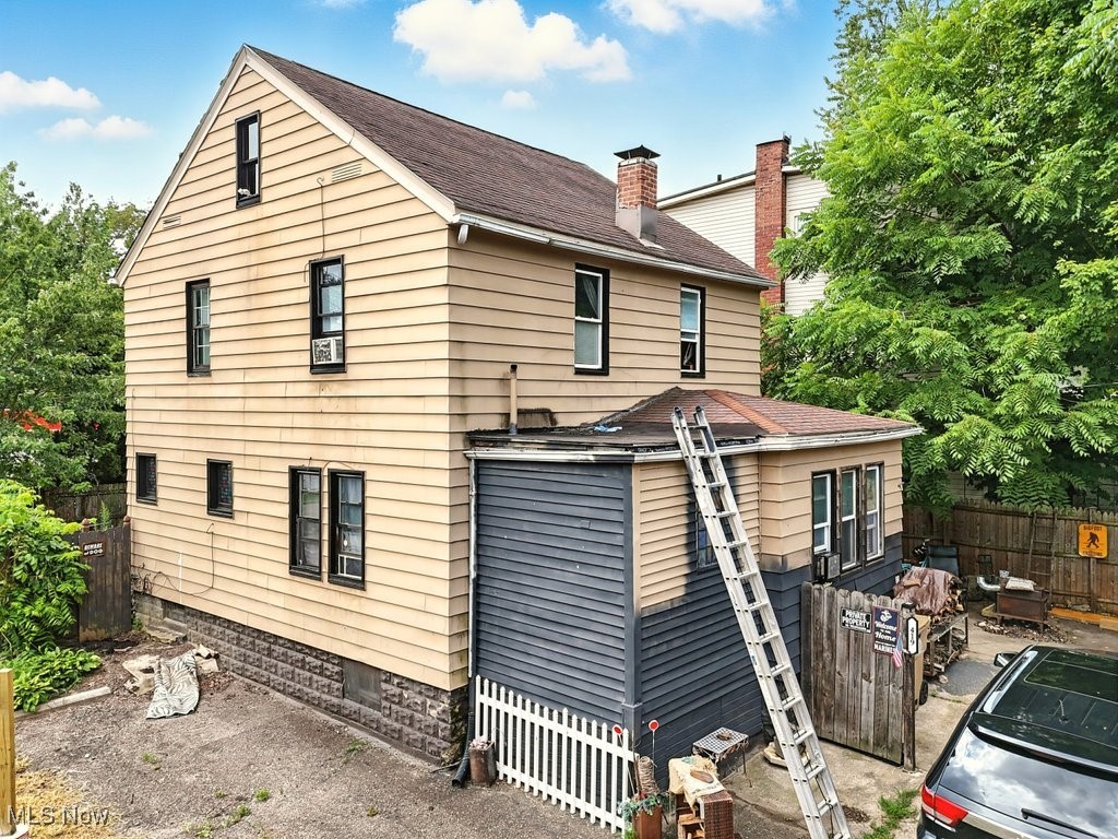 417 - 419 Sackett Avenue Cuyahoga Falls OH 44221