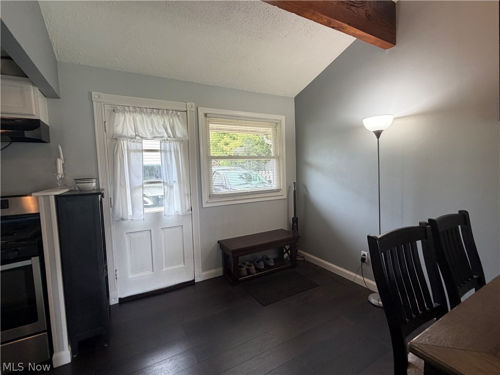 812 West Drive Sheffield OH 44054