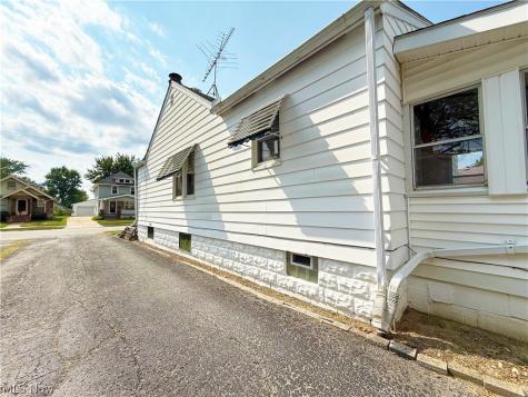342 Concord Avenue Elyria OH 44035