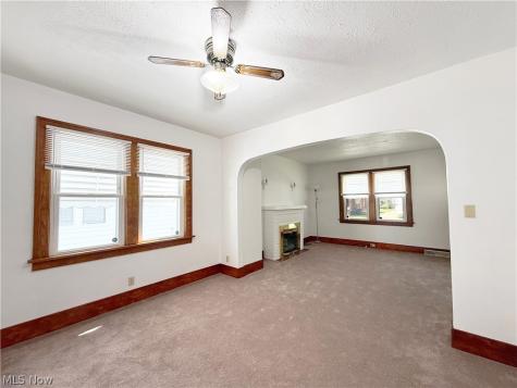342 Concord Avenue Elyria OH 44035