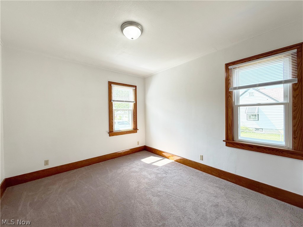 342 Concord Avenue Elyria OH 44035