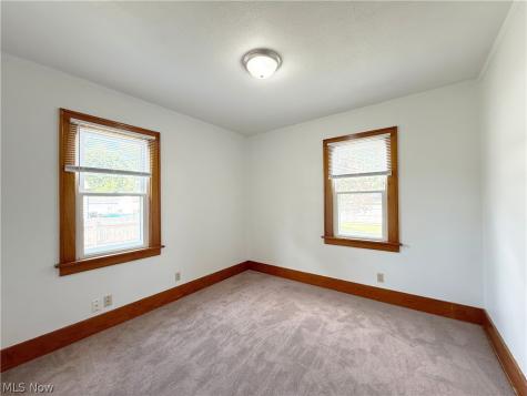 342 Concord Avenue Elyria OH 44035