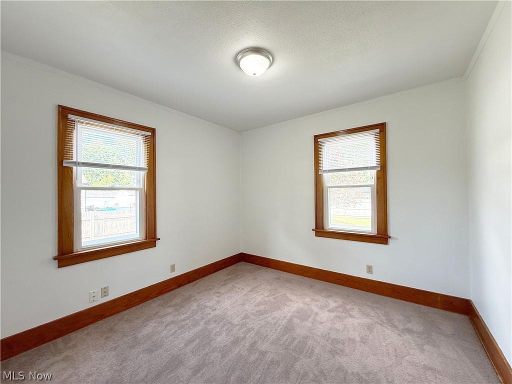 342 Concord Avenue Elyria OH 44035