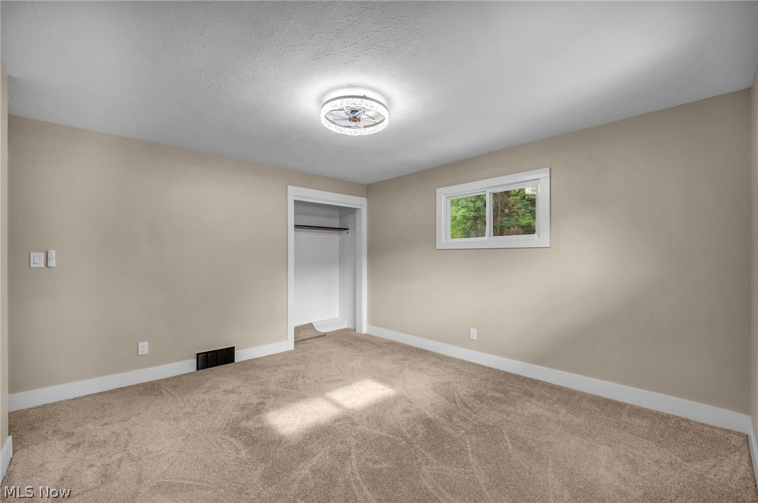 18509 Preston Road Warrensville Heights OH 44128