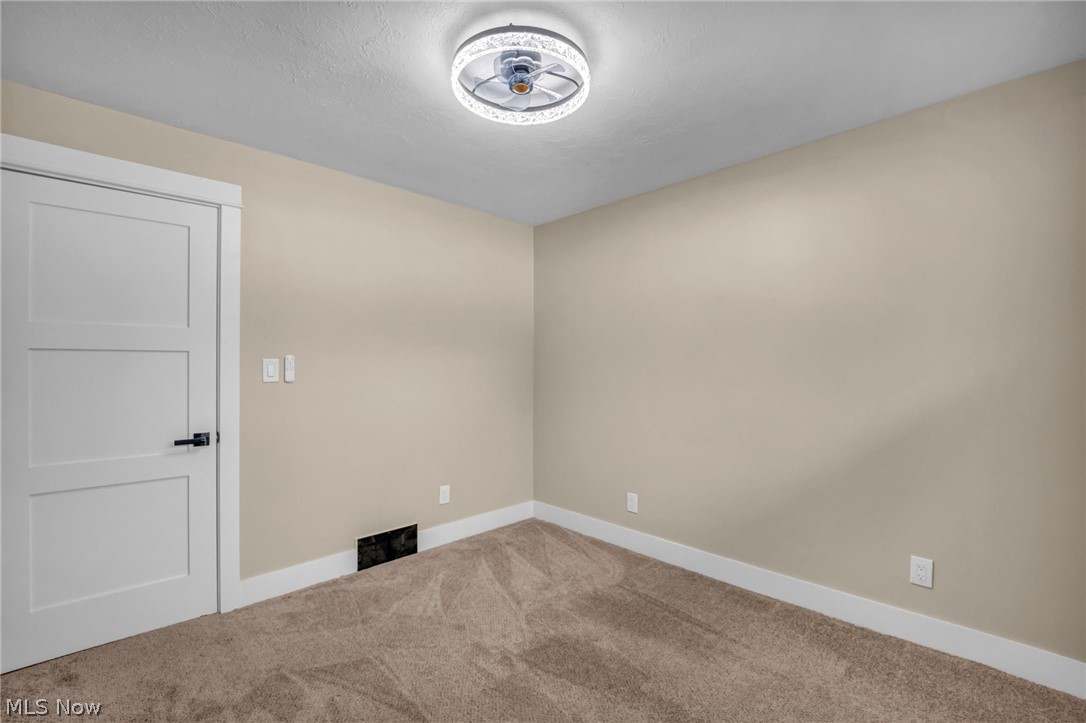 18509 Preston Road Warrensville Heights OH 44128