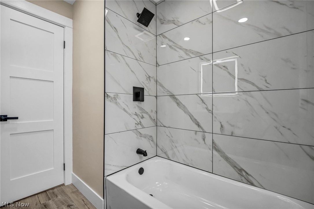 18509 Preston Road Warrensville Heights OH 44128