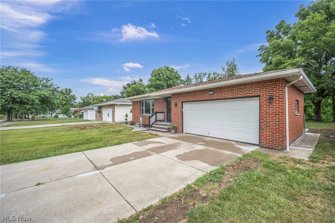 18509 Preston Road Warrensville Heights OH 44128